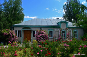 Sightseeing in Karakol