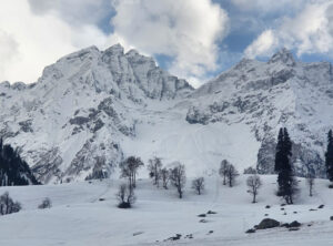 sonamarg in march