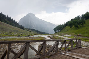 sonamarg to thajiwas glacier