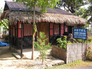 Mawlynnong Village Hotels