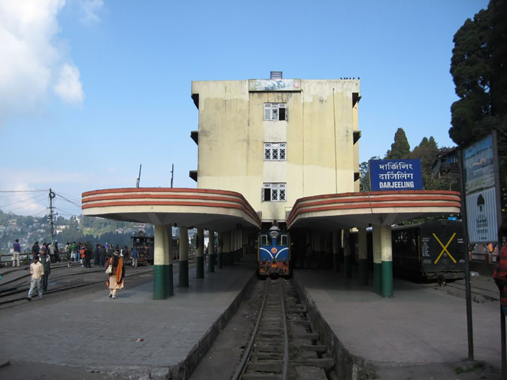 Kaziranga to Guwahati to Darjeeling