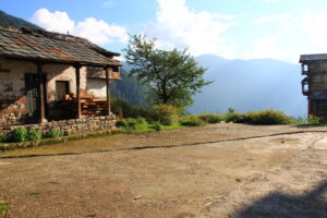chehni kothi trek