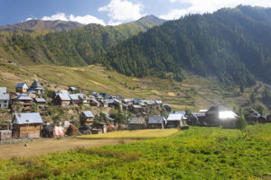 sightseeing in gurez valley