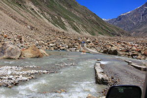 manali to chandratal lake