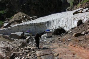 manali to chandratal lake