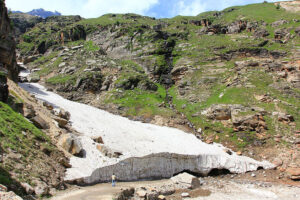 manali to chandratal lake