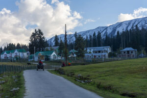 Srinagar to Gulmarg One Day Trip