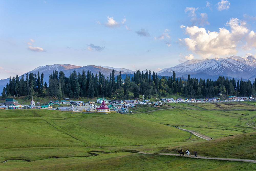 Srinagar to Gulmarg One Day Trip