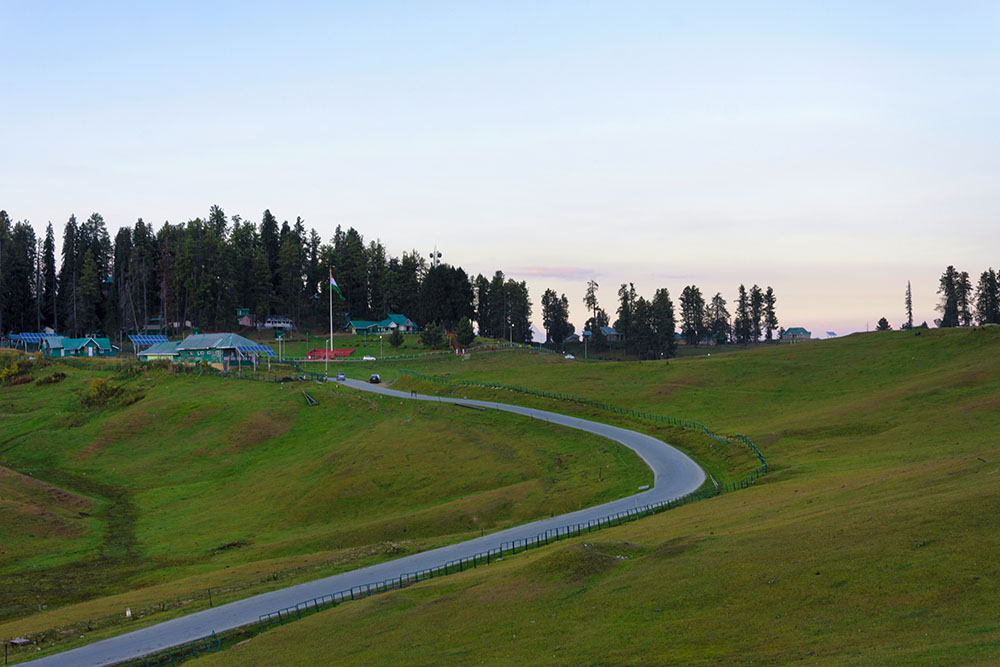 Srinagar to Gulmarg One Day Trip