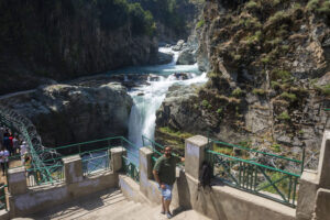 Srinagar to Aharbal Waterfall itinerary