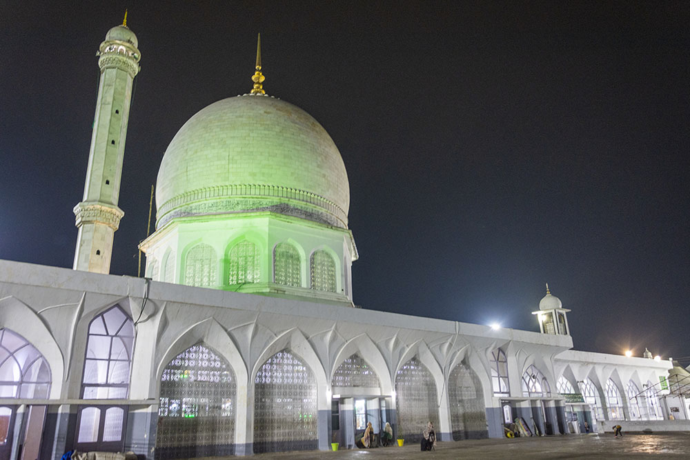 Hazratbal Shrine Srinagar 