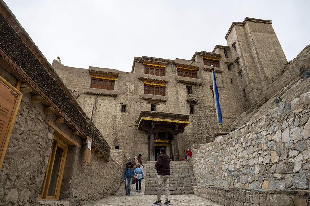 leh-palace-1 - Vargis Khan