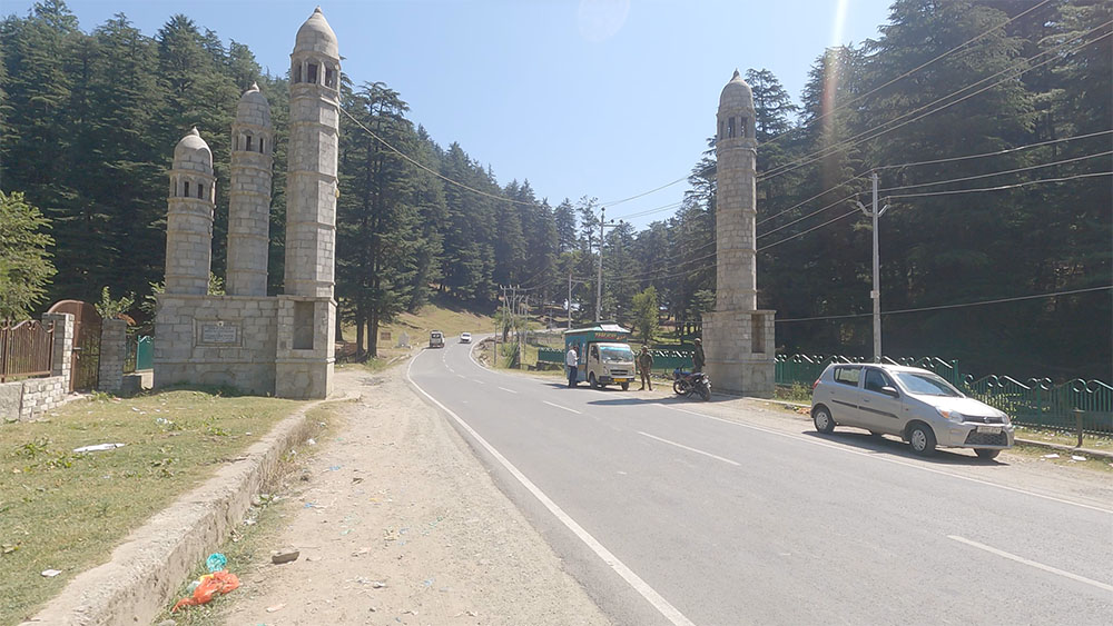 lolab valley entrance gate