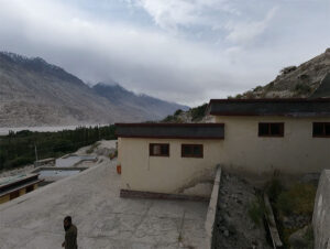 panamik hot water spring