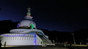 shanti stupa